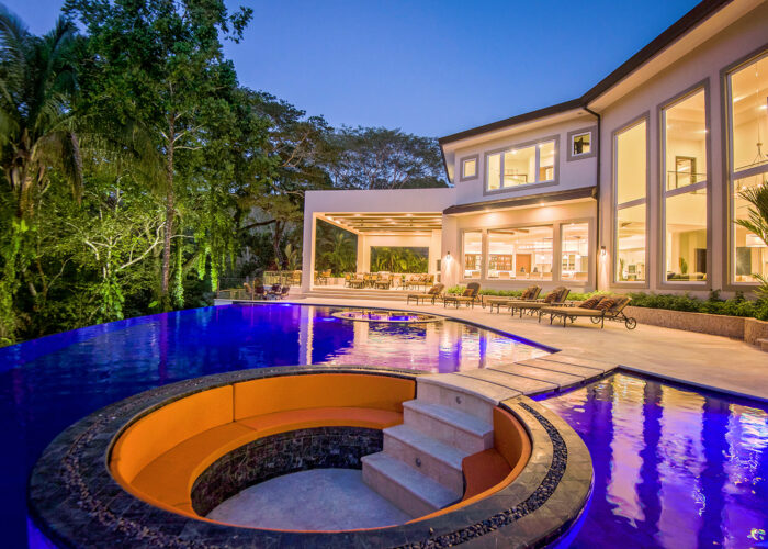 Latin Golf Vacations - Casa Magnifica