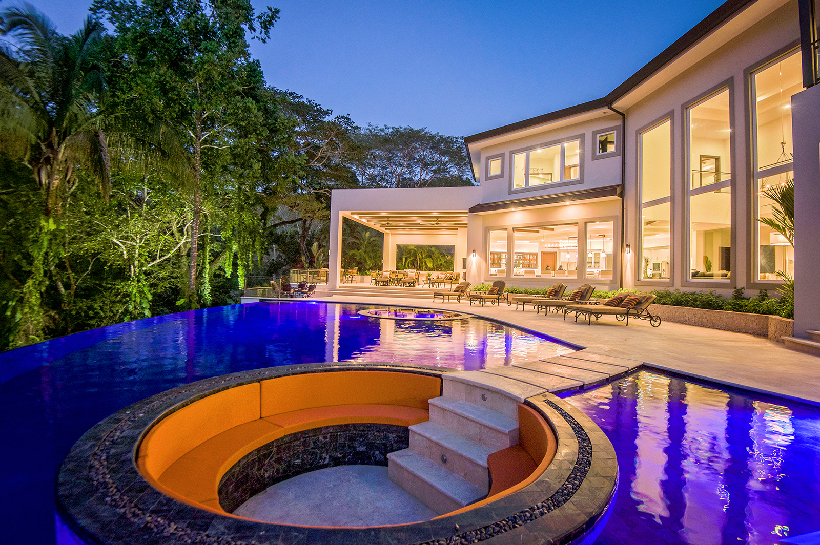 Latin Golf Vacations - Casa Magnifica