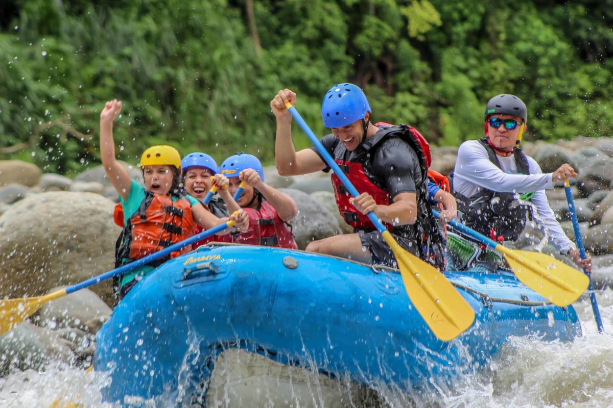 Whitewater Rafing Adventures Jaco